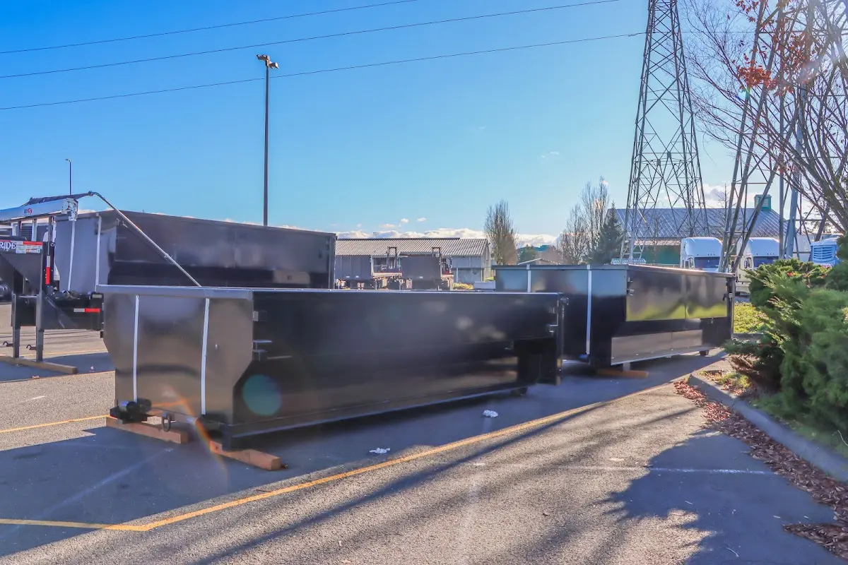 Professional dumpster rental and junk removal service in Kewaskum